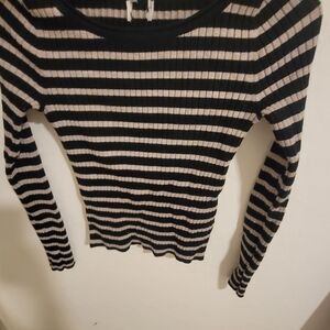 Striped Black and White Long Sleeve Top
